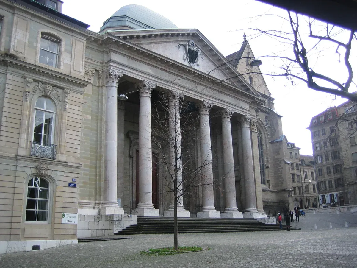 Full Day Tour to Geneva & Montreux - 3